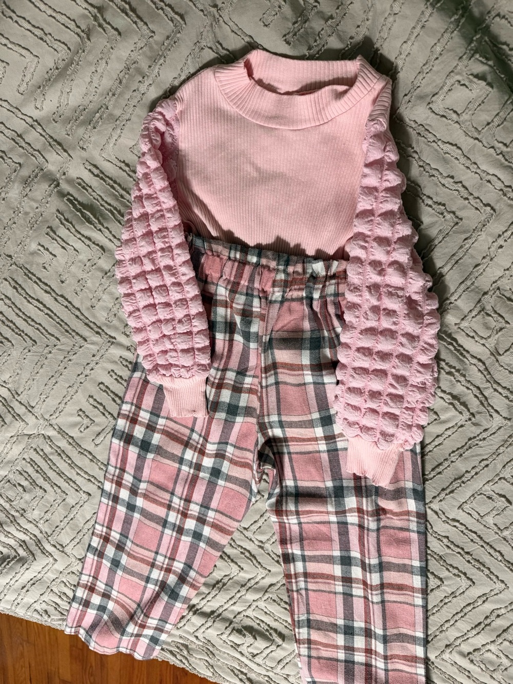 SHEIN Pink Puff-Sleeve Ribbed Top with Pink and Gray Plaid Pants